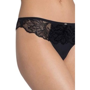 Triumph String Opulent Black